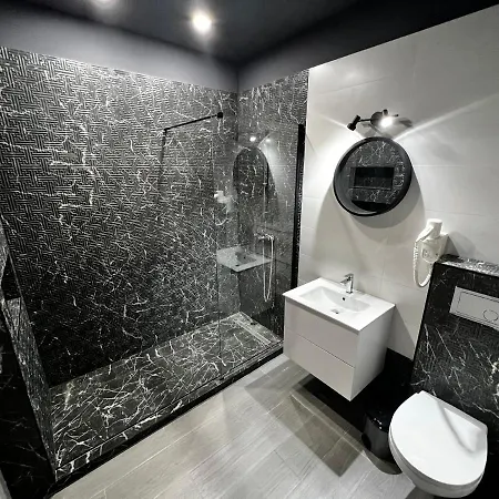 Stunning Seaside Studio Navodari